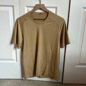 Lululemon Metal Vent Tech Shirt (size medium)